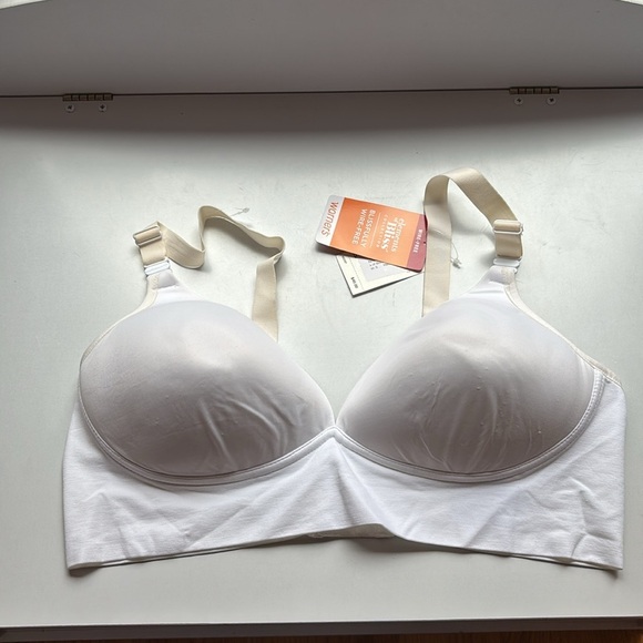 Warner’s Size 40C Blissfully Wire Free Smoothing Support White Bra - Picture 2 of 6